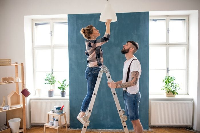 8 Creative DIY Home Decor Ideas: From Wall Art to Homemade Centerpieces