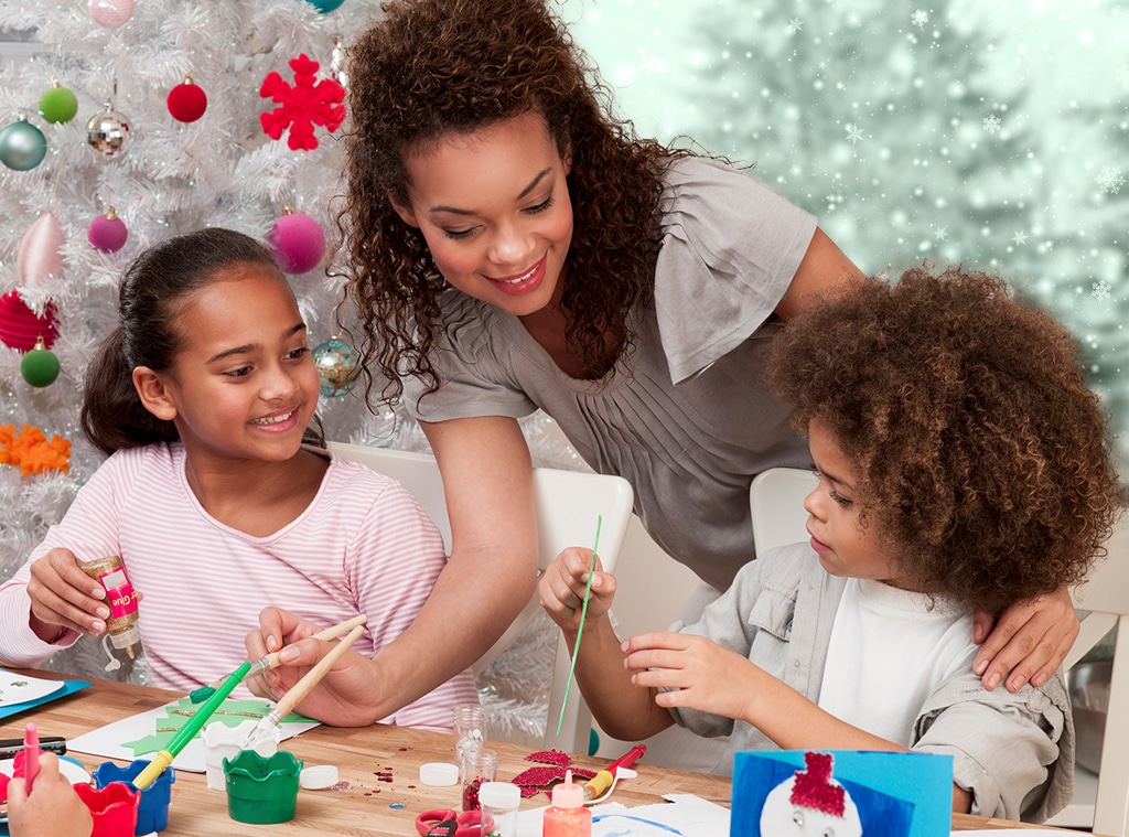 Journey Into Artistry: 6 Comprehensive Guides to DIY Family Craft Projects